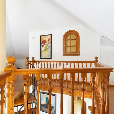 Casa Platano - Private Pool - Ocean View - Bbq - Garden - Terrace - Free Wifi - Child & Pet-friendly - 4 Bedrooms - 8 People