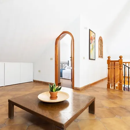Casa Platano - Private Pool - Ocean View - Bbq - Garden - Terrace - Free Wifi - Child & Pet-friendly - 4 Bedrooms - 8 People *