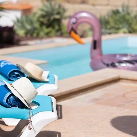 Casa Platano - Private Pool - Ocean View - Bbq - Garden - Terrace - Free Wifi - Child & Pet-friendly - 4 Bedrooms - 8 People Villa Poris de Abona