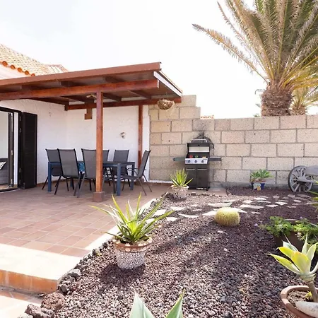Casa Platano - Private Pool - Ocean View - Bbq - Garden - Terrace - Free Wifi - Child & Pet-friendly - 4 Bedrooms - 8 People Poris de Abona