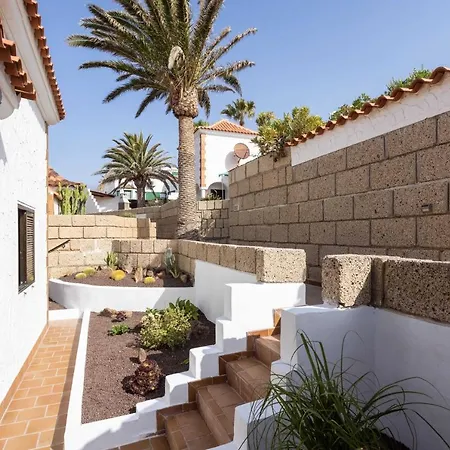 Casa Platano - Private Pool - Ocean View - Bbq - Garden - Terrace - Free Wifi - Child & Pet-friendly - 4 Bedrooms - 8 People *
