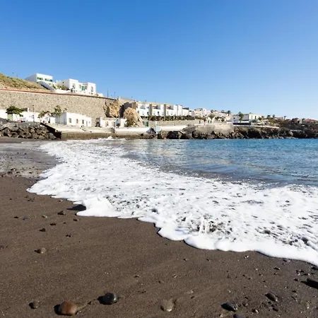 Casa Platano - Private Pool - Ocean View - Bbq - Garden - Terrace - Free Wifi - Child & Pet-friendly - 4 Bedrooms - 8 People Villa Poris de Abona