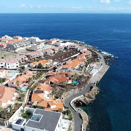 Villa Casa Platano - Private Pool - Ocean View - Bbq - Garden - Terrace - Free Wifi - Child & Pet-friendly - 4 Bedrooms - 8 People Poris de Abona